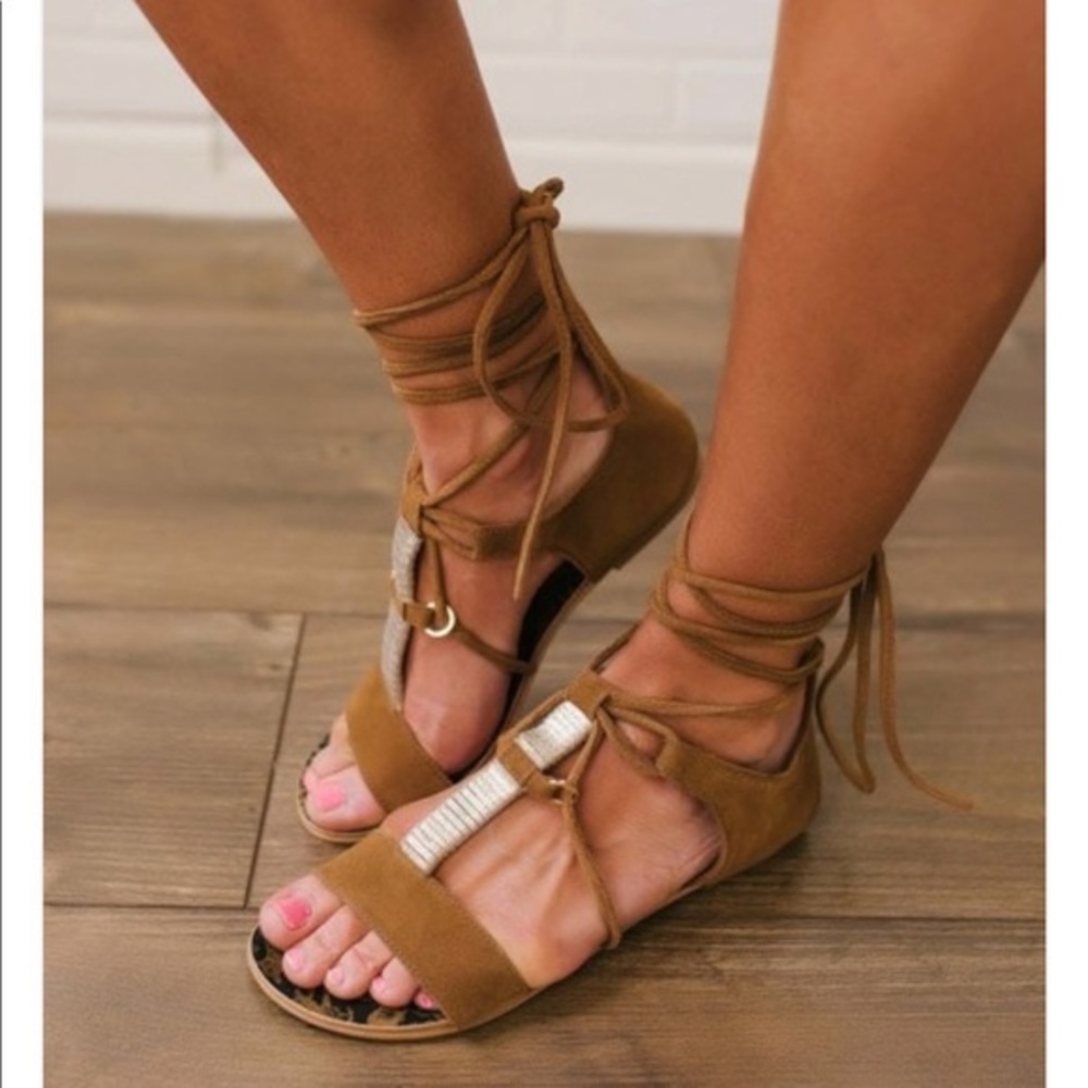 Free people taupe Fiji wrap sandals NWT